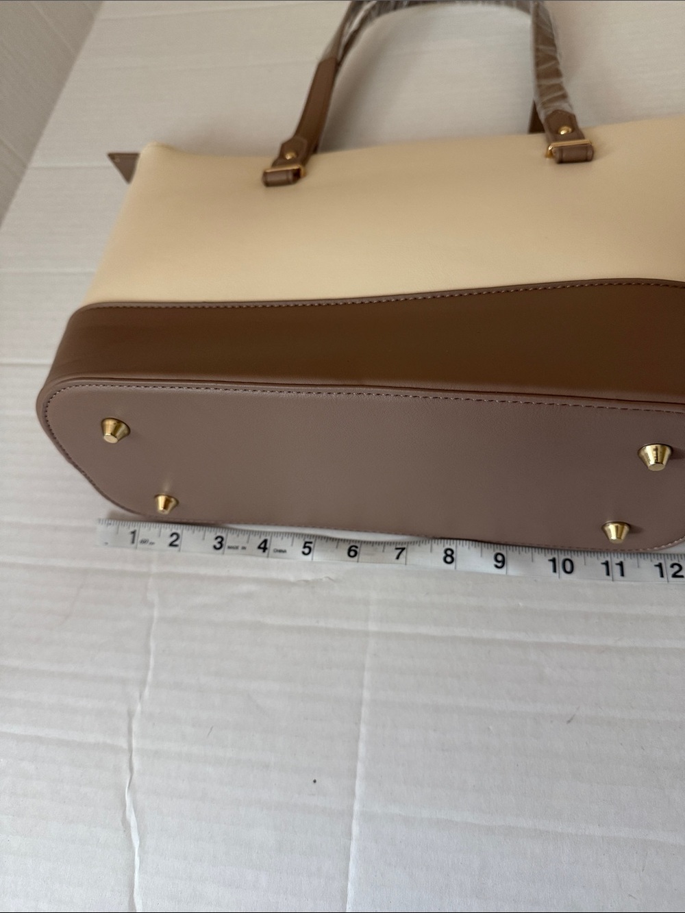 Loulu Elegant Two-Tone Cream /Taupe Structured Tote Bag,faux leather ,15”x10”x5” - Picture 6 of 10